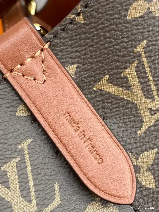 Official oldcobbler LOUIS VUITTON NÉONOÉ 0622